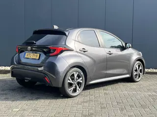Foto 14 van Toyota Yaris 1.5 Hybrid 115 Dynamic