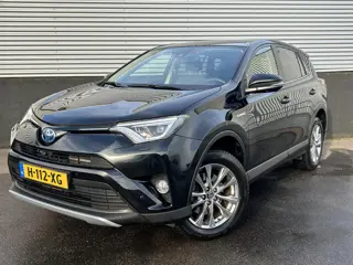 Foto 19 van Toyota RAV4 2.5 Hybrid AWD Executive Trekhaak, Navigatie, Lederen bekleding, Dodehoekdetectie, 360"