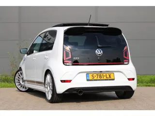 Foto 19 van Volkswagen Up! 1.0 GTI BeatsAudio Panodak Camera Schroefset OZ-Wheels !!NIEUWBINNEN!!