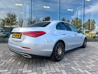 Foto 11 van Mercedes-Benz C-klasse 200 Luxury Line, 1e eigenaar, NAP, CarPlay, Leder, DISTRONIC, 18 inch