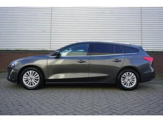 Foto 19 van Ford Focus Wagon 1.0 EcoB.125PK Hybrid Titanium X Bus./Trekhaak/ Technology Pack.