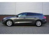 Foto 29 van Ford Focus Wagon 1.0 EcoB.125PK Hybrid Titanium X Bus./Trekhaak/ Technology Pack.