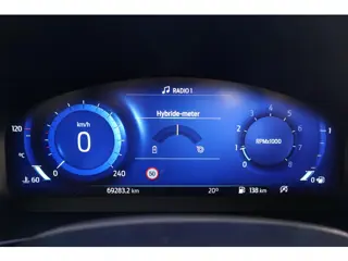 Foto 18 van Ford Focus Wagon 1.0 EcoB.125PK Hybrid Titanium X Bus./Trekhaak/ Technology Pack.