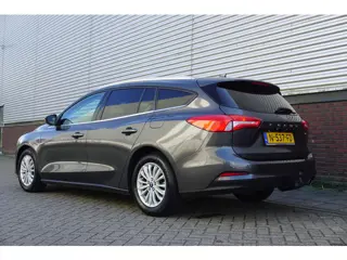 Foto 17 van Ford Focus Wagon 1.0 EcoB.125PK Hybrid Titanium X Bus./Trekhaak/ Technology Pack.
