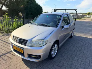 Fiat Punto 1.4-16V Sporting