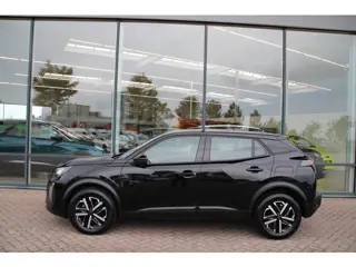 Foto 18 van Peugeot 2008 1.2 Hybrid 145 Style Automaat Airco Carplay 18.942km Nieuwstaat