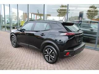 Foto 17 van Peugeot 2008 1.2 Hybrid 145 Style Automaat Airco Carplay 18.942km Nieuwstaat
