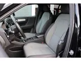 Foto 26 van Volvo XC40 2.0 B4 Momentum Business Camera, Stoel/Stuurverwarming, Trekhaak, Cruise Control