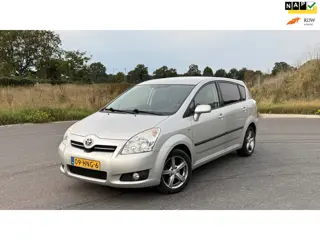 Toyota Verso 1.8 VVT-i Luna