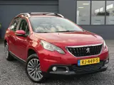 Foto 29 van Peugeot 2008 1.2 PureTech Blue Lion ✓D-riem vv in 11-2023✓1e Eigenaar✓Trekhaak✓Navi✓Carplay✓Airco✓Cr