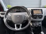Foto 28 van Peugeot 2008 1.2 PureTech Blue Lion ✓D-riem vv in 11-2023✓1e Eigenaar✓Trekhaak✓Navi✓Carplay✓Airco✓Cr