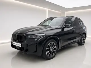 BMW X5 xDrive50e M-Sport | Panorama | Driving Assistant Professional | Comfortzetels | Harman Kardon