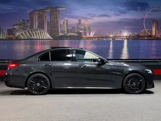 Foto 15 van Mercedes-Benz C-Klasse C300 e C43 AMG Pack |Memory|HeadUp|Sfeer|Pano|360cam|12/2021
