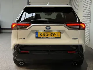 Foto 17 van Toyota RAV4 2.5 Plug-in Hybrid AWD Dynamic