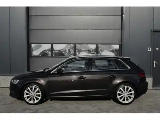 Foto 19 van Audi A3 Sportback 1.6 TDI Ambition Pro Line plus Clima - Cruise - Navi