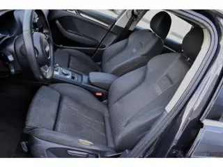Foto 15 van Audi A3 Sportback 1.6 TDI Ambition Pro Line plus Clima - Cruise - Navi