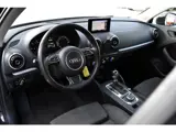 Foto 23 van Audi A3 Sportback 1.6 TDI Ambition Pro Line plus Clima - Cruise - Navi
