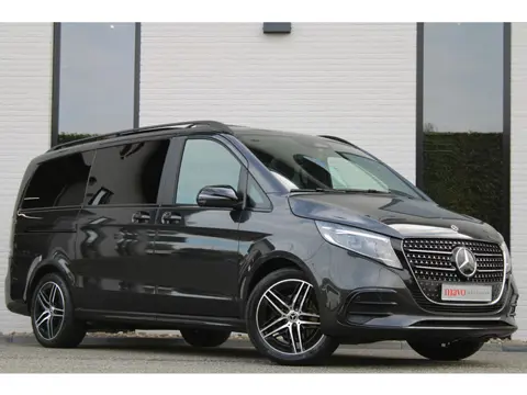 Mercedes-Benz V-Klasse 300d / AMG / 4-Matic / DC / Luchtvering / Pano / Elec Stoelen / Burmester / V