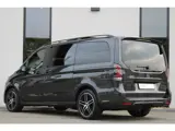 Foto 22 van Mercedes-Benz V-Klasse 300d / AMG / 4-Matic / DC / Luchtvering / Pano / Elec Stoelen / Burmester / V