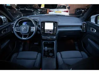 Foto 13 van Volvo XC40 Single Motor Plus 69 kWh|Elec Trekh|Pilot Assist|Blis|Stoel/Stuurverwarming|LED|Elektrisc