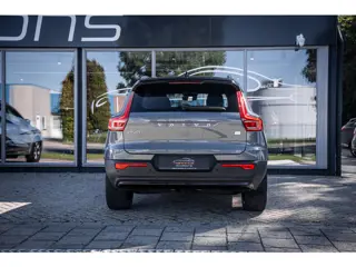 Foto 20 van Volvo XC40 Recharge Core|Elec Trekh|Stoel/Stuurverwarming|Cruise Control|Lane Assist|Camera|