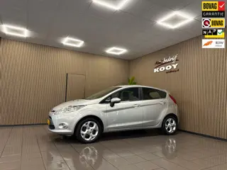 Ford Fiesta 1.25 Titanium * 77.763 km + NAP / Airco / LM Velgen / NL Auto *