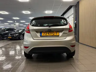 Foto 19 van Ford Fiesta 1.25 Titanium * 77.763 km + NAP / Airco / LM Velgen / NL Auto *
