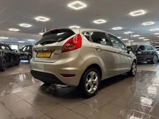 Foto 17 van Ford Fiesta 1.25 Titanium * 77.763 km + NAP / Airco / LM Velgen / NL Auto *