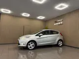 Foto 24 van Ford Fiesta 1.25 Titanium * 77.763 km + NAP / Airco / LM Velgen / NL Auto *