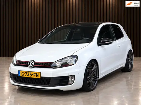 Volkswagen Golf 2.0 GTI AUTOMAAT LEDER/NAVI/BLUETOOTH | NETTE AUTO !