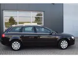 Foto 26 van Audi A4 Avant 2.0 Pro Line Business | Clima | Cruise | NAP + APK 11-2027
