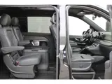 Foto 26 van Mercedes-Benz V-Klasse 300d / AMG / 4-Matic / 7-Persoons / Luchtvering / Pano / Elec Stoelen / Burme