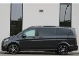 Foto 28 van Mercedes-Benz V-Klasse 300d / AMG / 4-Matic / 7-Persoons / Luchtvering / Pano / Elec Stoelen / Burme