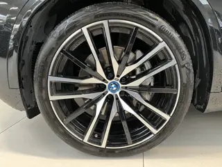 BMW X5 xDrive50e | Driv. + Park Ass. Professional | 22"inch | Panorama | Massage Stoelen | Individua