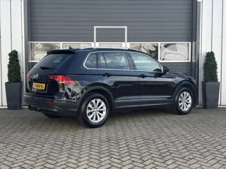 Foto 17 van Volkswagen Tiguan ACT Highline | Alcantara | Keyless Entry/Start | Adaptive Cruise | Elec. Achterkle