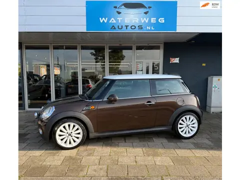 Mini 3-Deurs 1.6 Cooper Mayfair AIRCO|LEDER|STOEL VERW.|APK TOT 18/10/2027