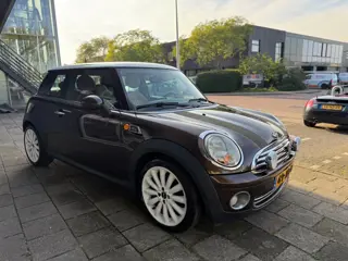 Foto 14 van Mini 3-Deurs 1.6 Cooper Mayfair AIRCO|LEDER|STOEL VERW.|APK TOT 18/10/2027