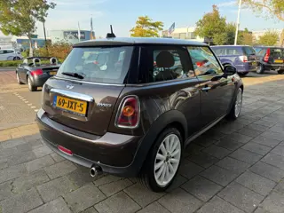 Foto 15 van Mini 3-Deurs 1.6 Cooper Mayfair AIRCO|LEDER|STOEL VERW.|APK TOT 18/10/2027