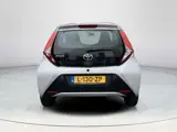 Foto 25 van Toyota Aygo 1.0 VVT-i x-fun | 5 deurs | Airconditioning | Bluetooth | Elektrische ramen voor | Centr