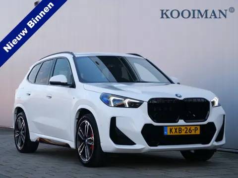 BMW X1 xDrive25e M-Sport Pro 245 Pk Automaat Navi / DAB / Apple Carplay / Camera's / Stoelverwarming
