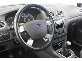 Foto 11 van Ford Focus 1.6-16V Champion (bj 2006)