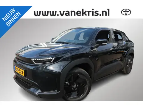 Toyota Urban Cruiser Dynamic 61 kWh , BSM, Achteruitrij camera, adaptive cruise, keyles entree, Stoe