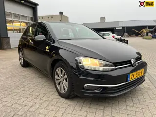 Volkswagen Golf 1.0 TSI Trendline