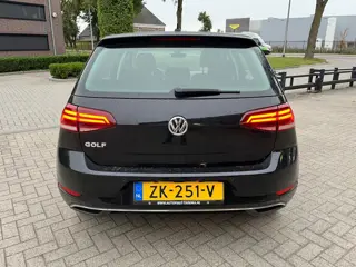Foto 15 van Volkswagen Golf 1.0 TSI Trendline