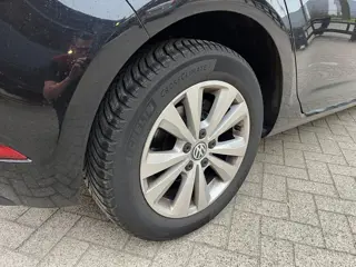 Foto 18 van Volkswagen Golf 1.0 TSI Trendline