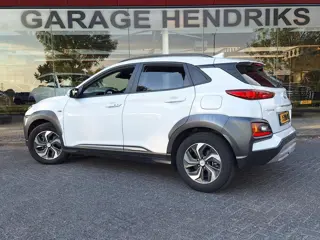 Foto 14 van Hyundai Kona 1.6 GDI HEV Fashion | Climate | Trekhaak 1300kg |  Blindspot | Adaptive CC | Camera | H