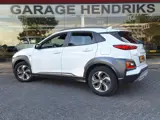Foto 24 van Hyundai Kona 1.6 GDI HEV Fashion | Climate | Trekhaak 1300kg |  Blindspot | Adaptive CC | Camera | H