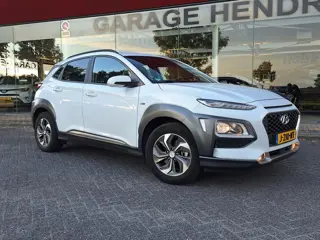 Foto 18 van Hyundai Kona 1.6 GDI HEV Fashion | Climate | Trekhaak 1300kg |  Blindspot | Adaptive CC | Camera | H