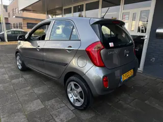 Foto 16 van Kia Picanto 1.2 CVVT BusinessLine AIRCO|BLUETOOTH|LM VELGEN
