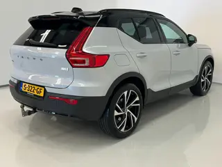 Foto 16 van Volvo XC40 1.5 T5 Recharge / Nieuwe Accu / Dealer onderhouden